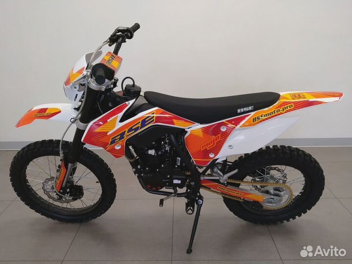 Мотоцикл кроссовый BSE Z1