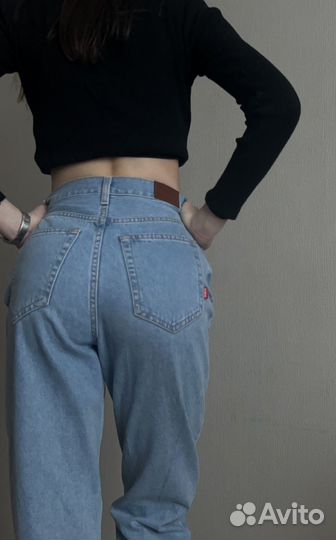 Джинсы бананы женские