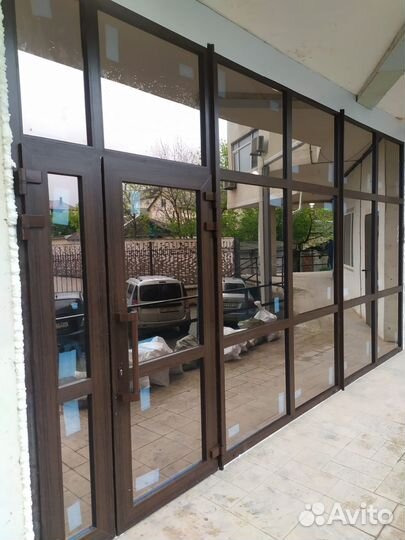 Витражные окна и двери