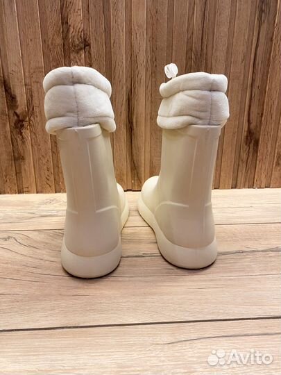 Резиновые сапоги