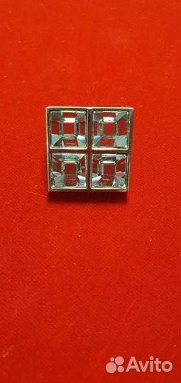 Ручка- кнопка мебельная с кристаллами Сваровски