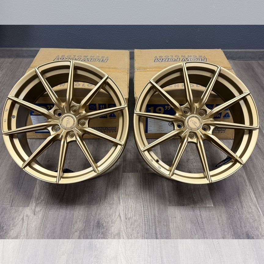 Литые диски Zumbo Wheels 8×R18 5×114.3