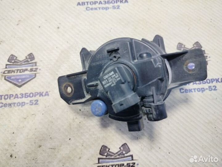 Фара противотуманная передняя Nissan Qashqai J10