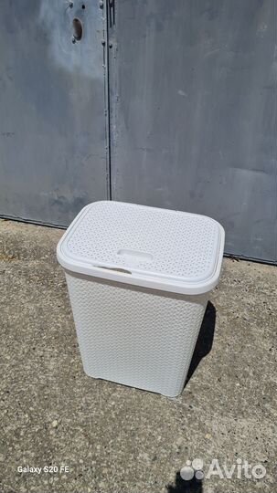 Корзина для белья б/у