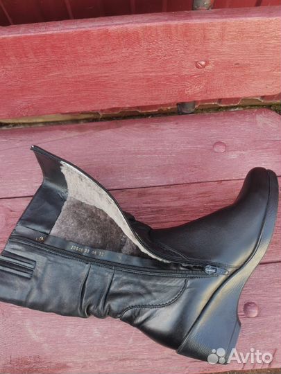 Зимние женские сапоги 38