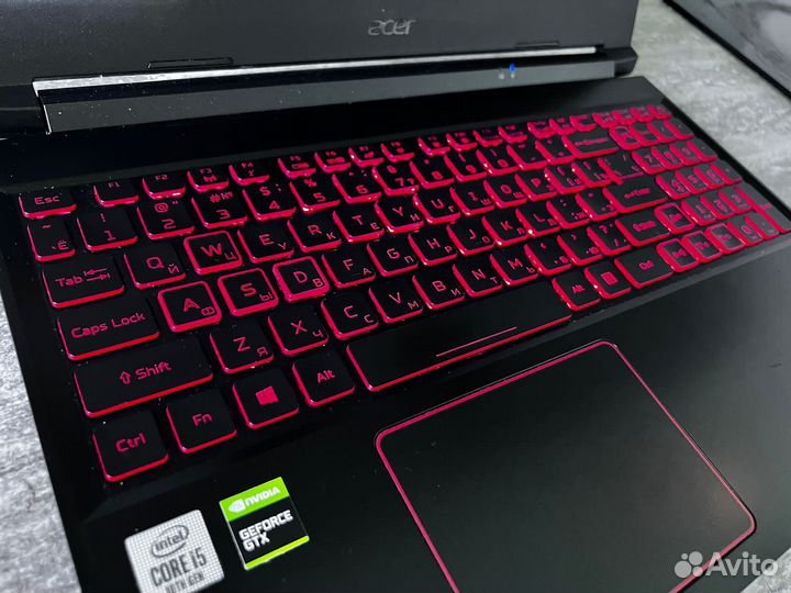 Игровой i5-10300H/GTX 1650Ti/12Gb/144Hz/IPs/SSD256