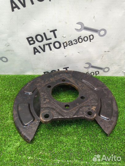 Тормозной щит задний левый Kia Venga YN G4FA 2012