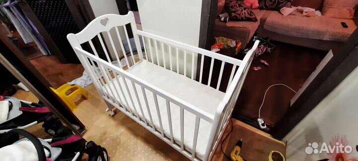 Детская кроватка