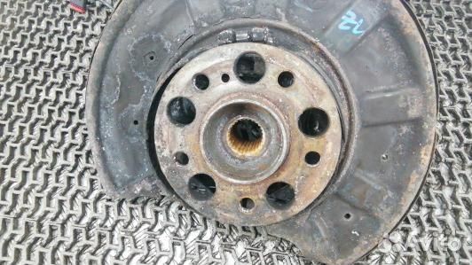 Ступица задняя левая mercedes benz E-class W212 (1