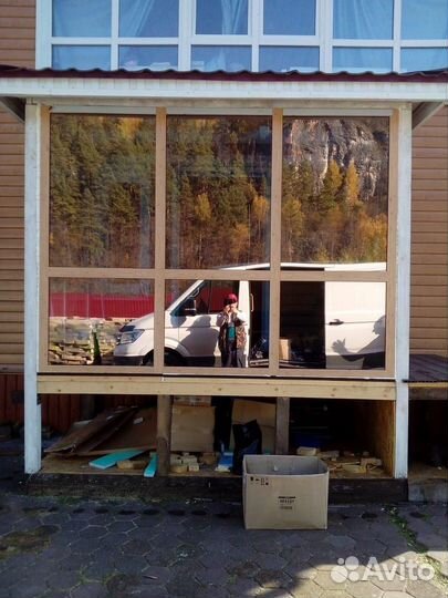 Остекление террас под ключ