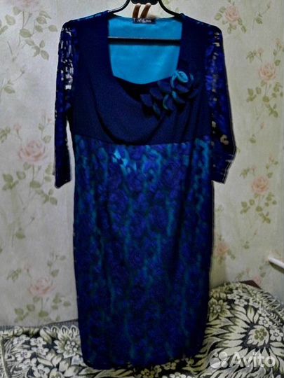 Женское платье