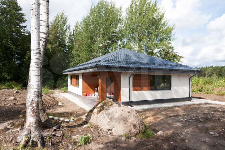 Дом 100 м² на участке 8 сот.