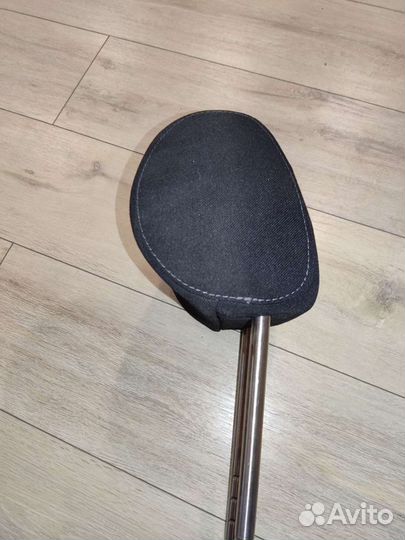 Подголовник задний на golf 4