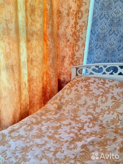 Шторы и плед