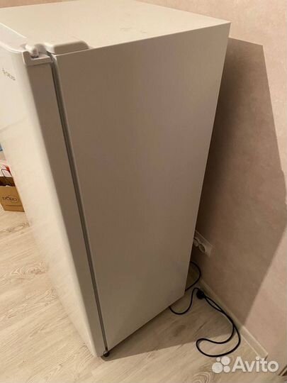 Холодильник Dexp