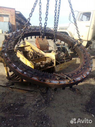 Круг поворотный на Кран