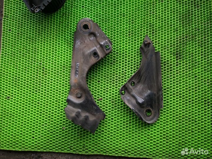 Кронштейн глушителя для Ford Kuga 2012-2019