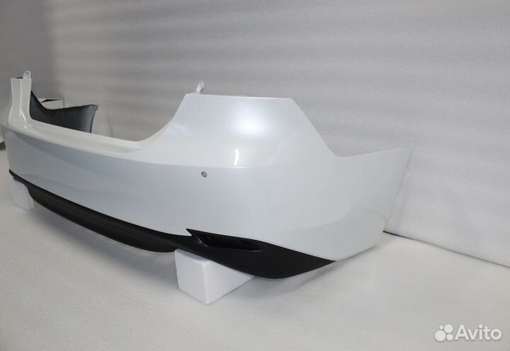 Задний бампер камри 70 белый перламутр 2018-2021