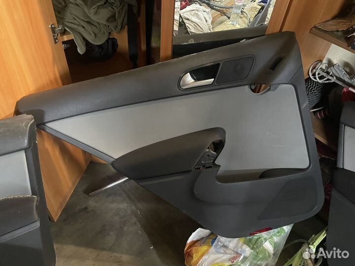 Дверные карты tiguan