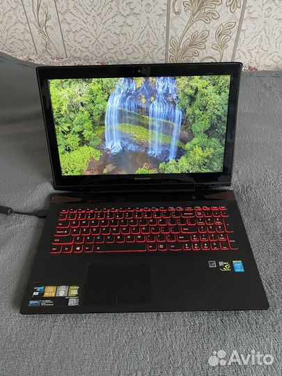Игровой ноутбук Lenovo(IPS/i5/8Gb/1Tb/GTX860M)