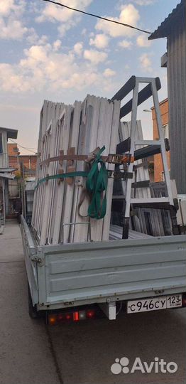 Газель с пирамидой. доставка окон,зеркал,стекла