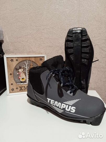 Лыжные ботинки tempus р.35