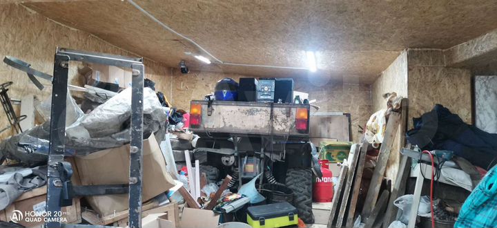 Гараж, > 30 м²