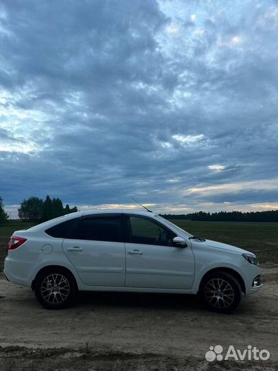 LADA Granta 1.6 AT, 2019, 109 000 км