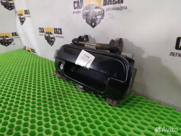 Ручка двери наружная передняя правая R Honda HR-V