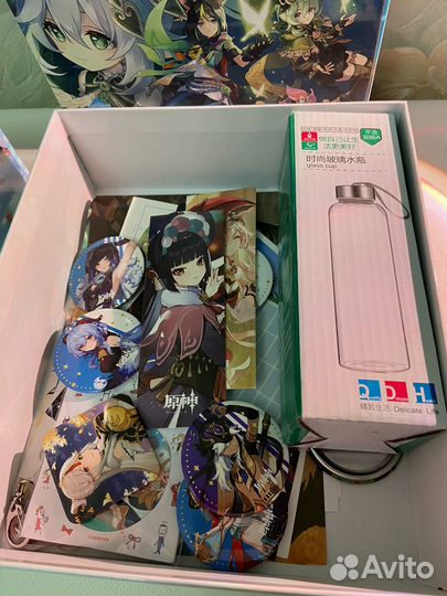Подарочный аниме бокс чиби фигурка(в подарок)