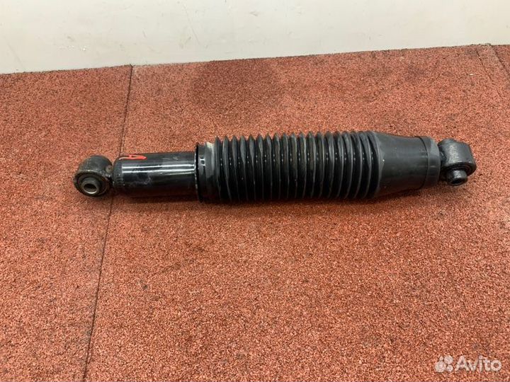 Амортизатор подвески Kia Rio 3 седан 1.4 G4LC 2016