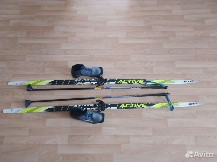 Беговые лыжи