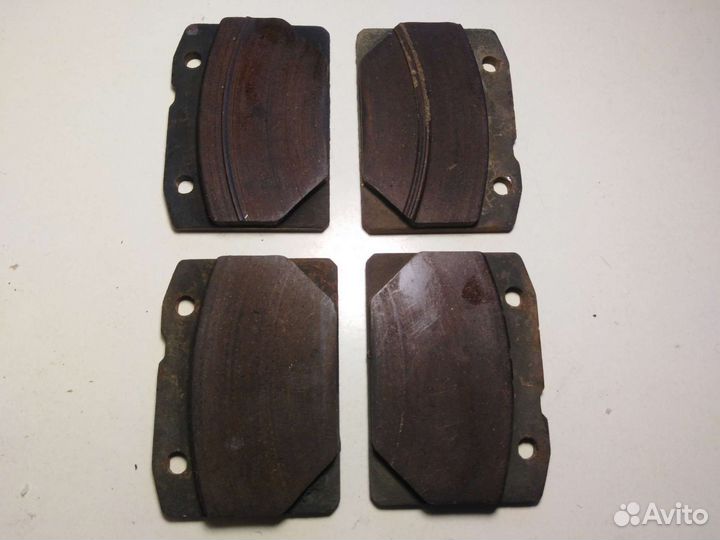 Колодки дискового тормоза. Комплект 4шт
