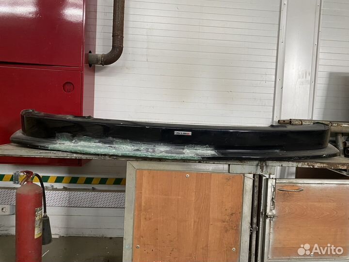 Губа Ниссан Тиида