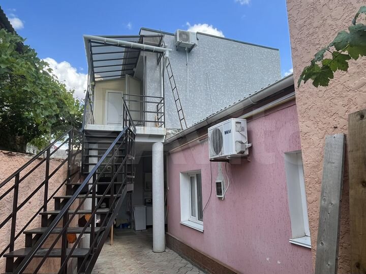 Комната 15 м² в 1-к., 2/2 эт.