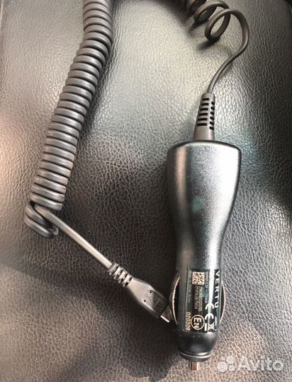 Автомобильная зарядка Vertu оригинал