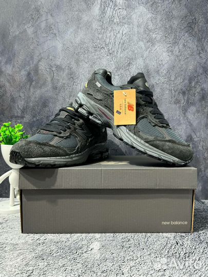 Кроссовки мужские NEW balance 2002r