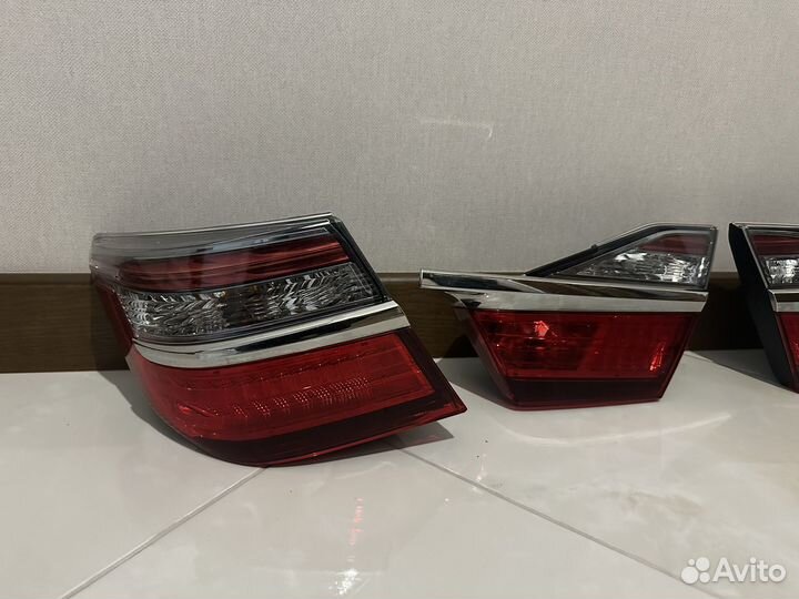 Camry v55 Фонарь задний L/R