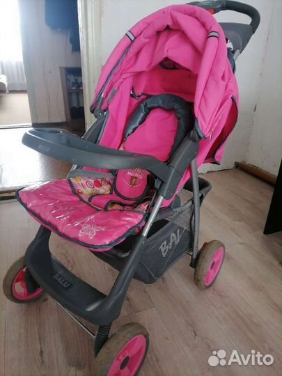 Прогулочная коляска