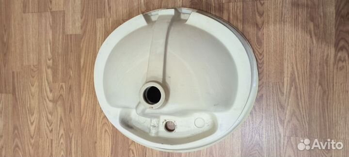 Раковина в ванную бу