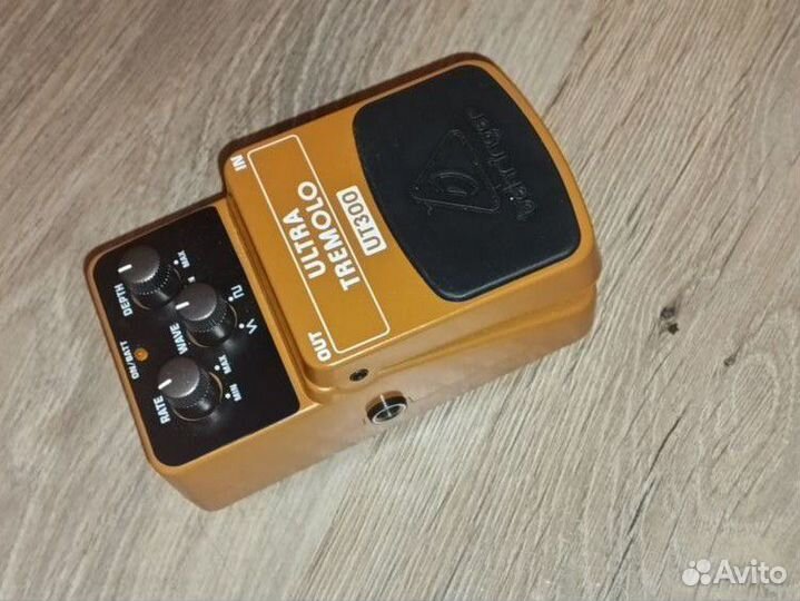 Гитарная педаль Ultra Tremolo