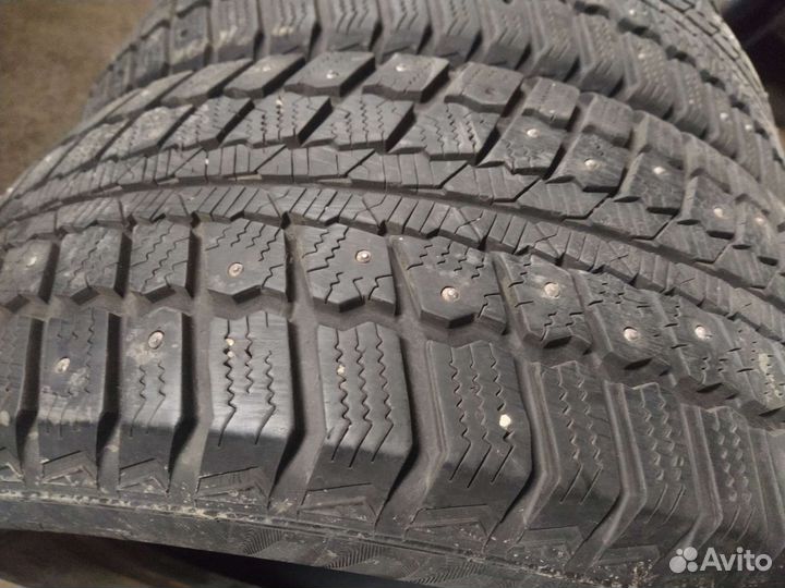 Matador MP 50 Sibir Ice 2 215/55 R16
