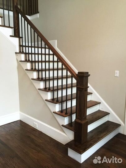 Ступени для лестниц и другие комплектующие О