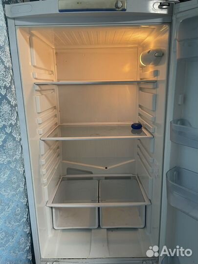 Холодильник на запчасти