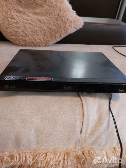 Проигрыватель дисков всех форматов