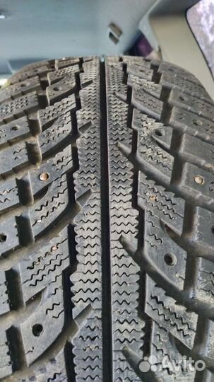 Kumho I'Zen RV Stud KC16 225/60 R18