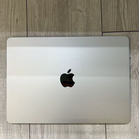 Apple macbook air 13 m2 8/256gb