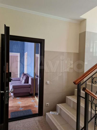 3-к. квартира, 97 м², 2/3 эт.