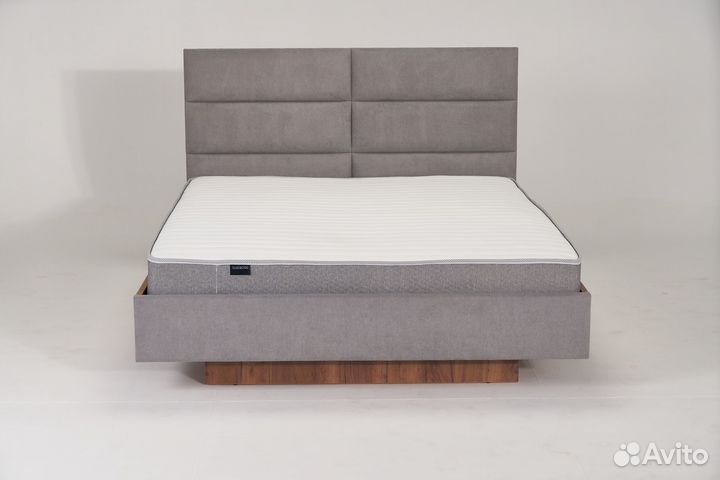 Кровать двухспальная