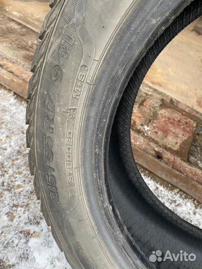 Sava Eskimo Stud 215/55 R17